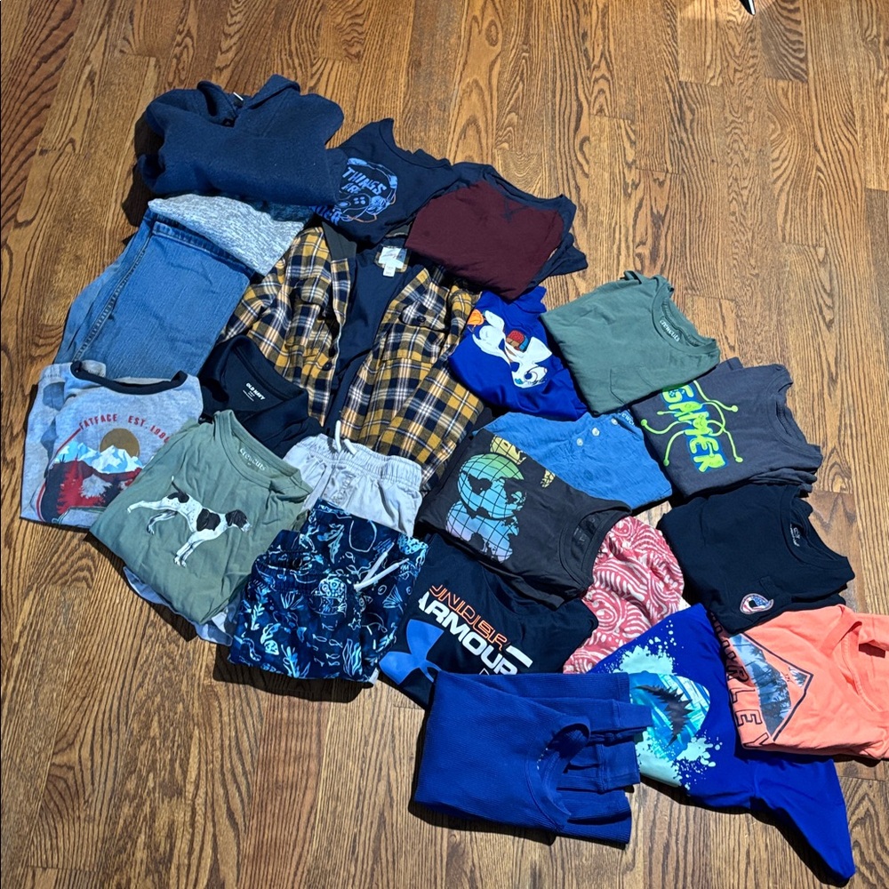 Lot of 38 sz 6/7, 6, 7 mixed clothes